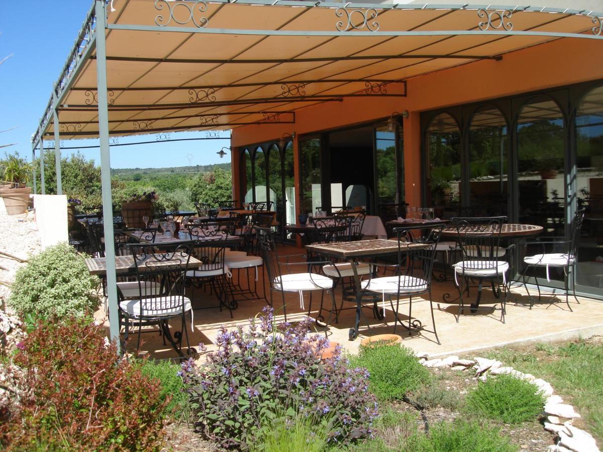 Hotel Restaurant Le Gardon - Pont Du Gard Collias Екстериор снимка