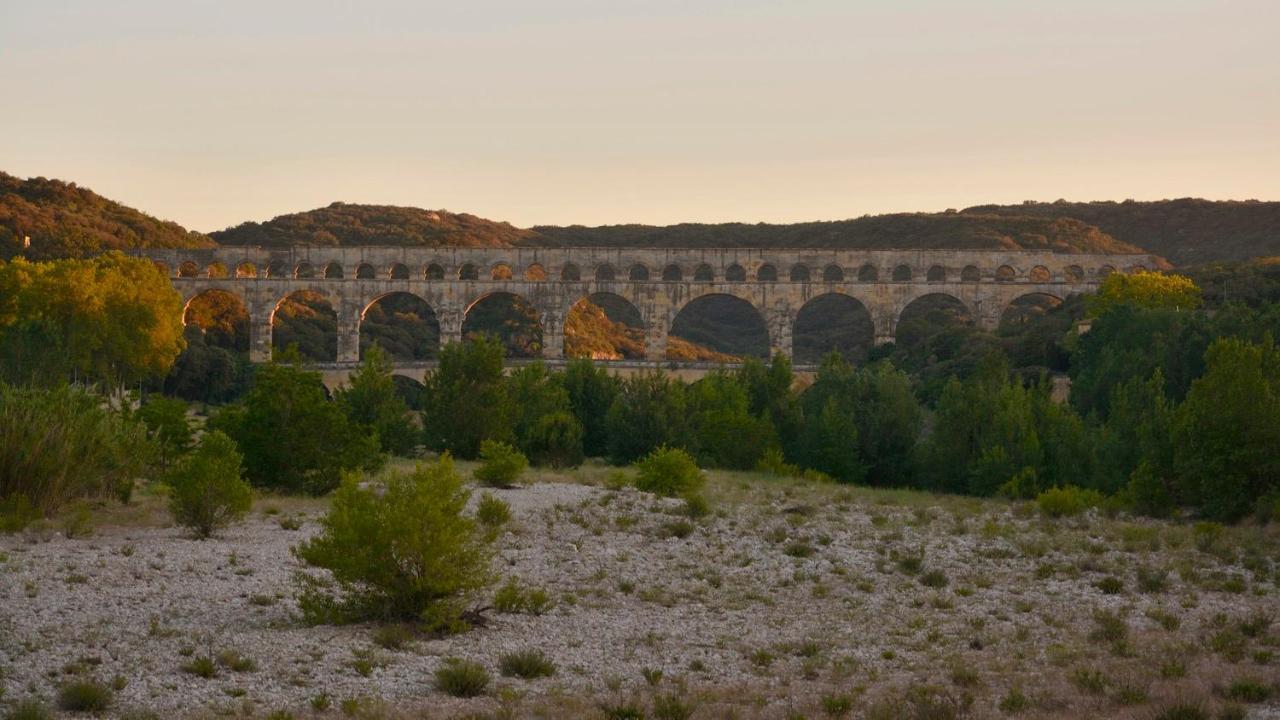 Hotel Restaurant Le Gardon - Pont Du Gard Collias Екстериор снимка